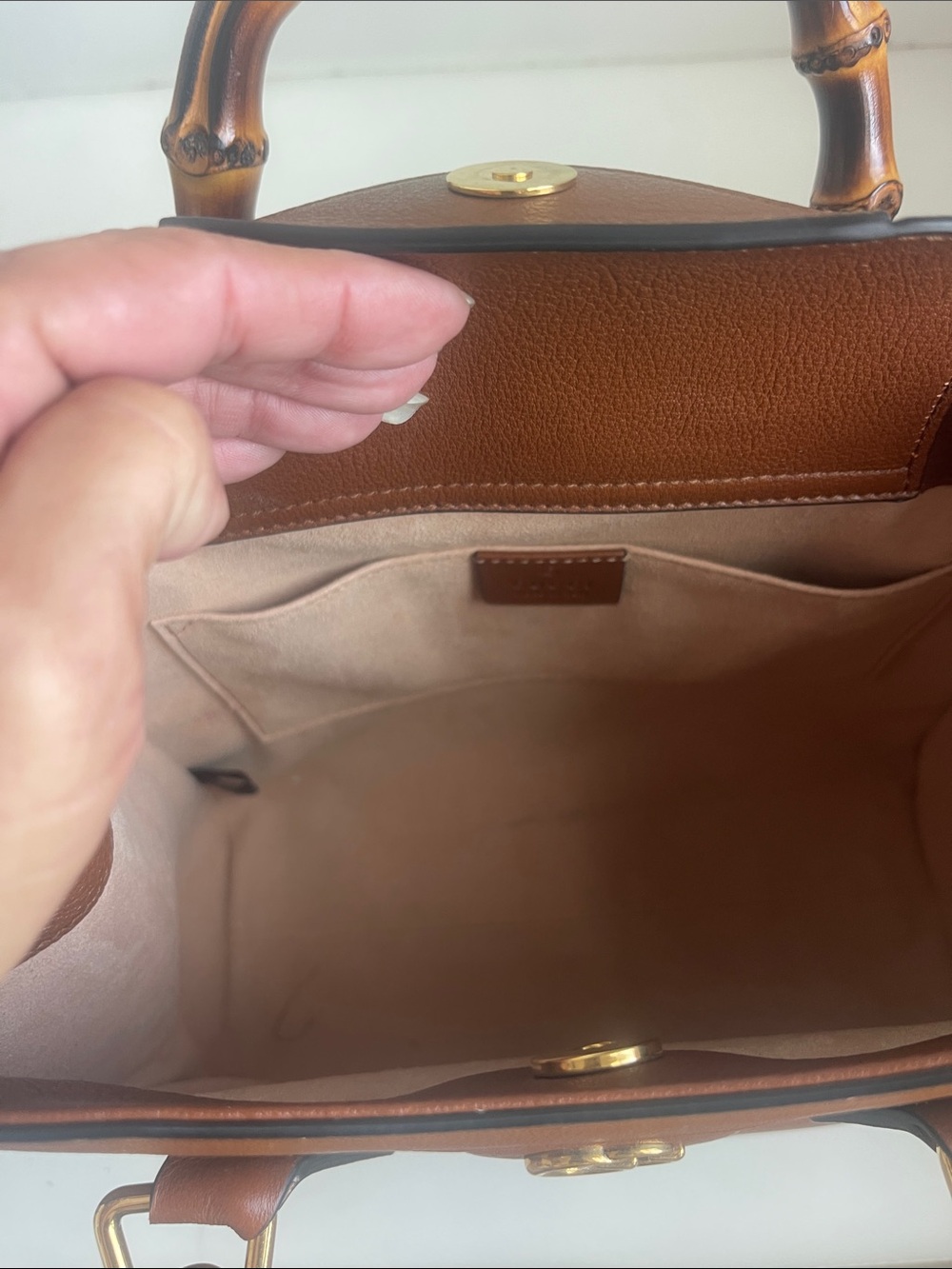 Gucci Diana Bamboo Tote Bag, Brown Leather Handbag - Picture 6 of 12
